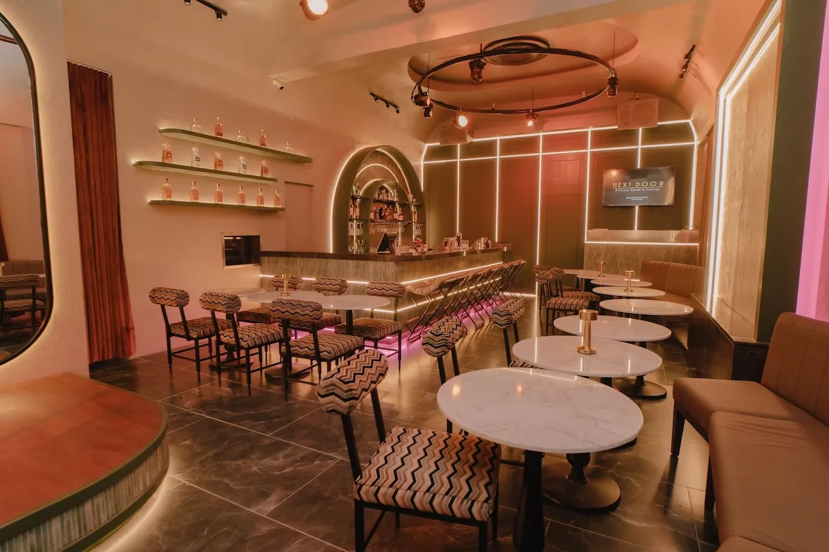 NEXT DOOR Private Room & Lounge