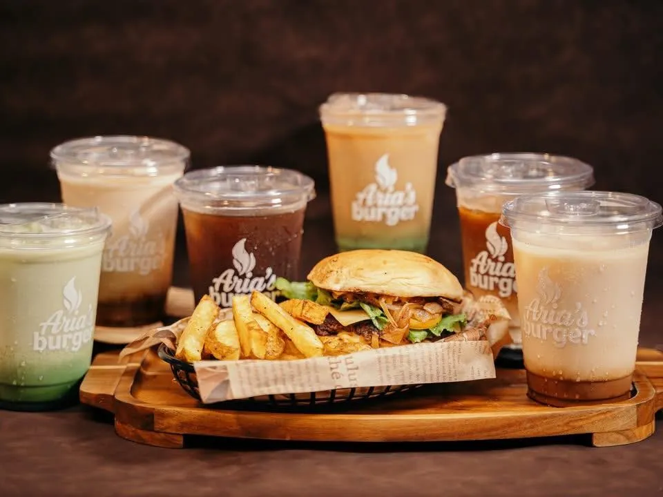 Aria’s Burger and Coffee