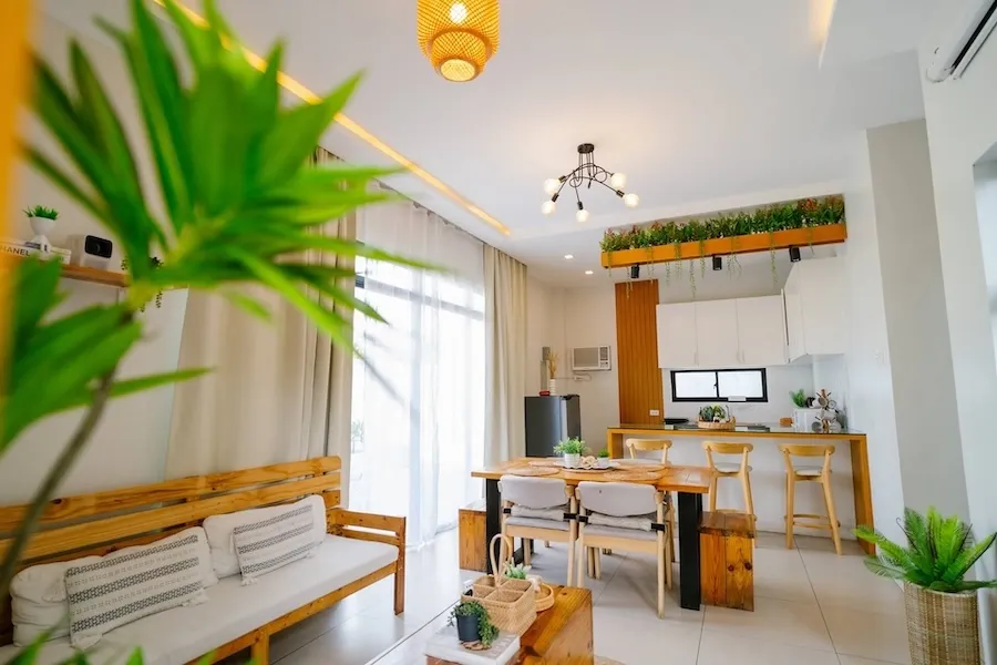 Pallet Homes Villa dining room