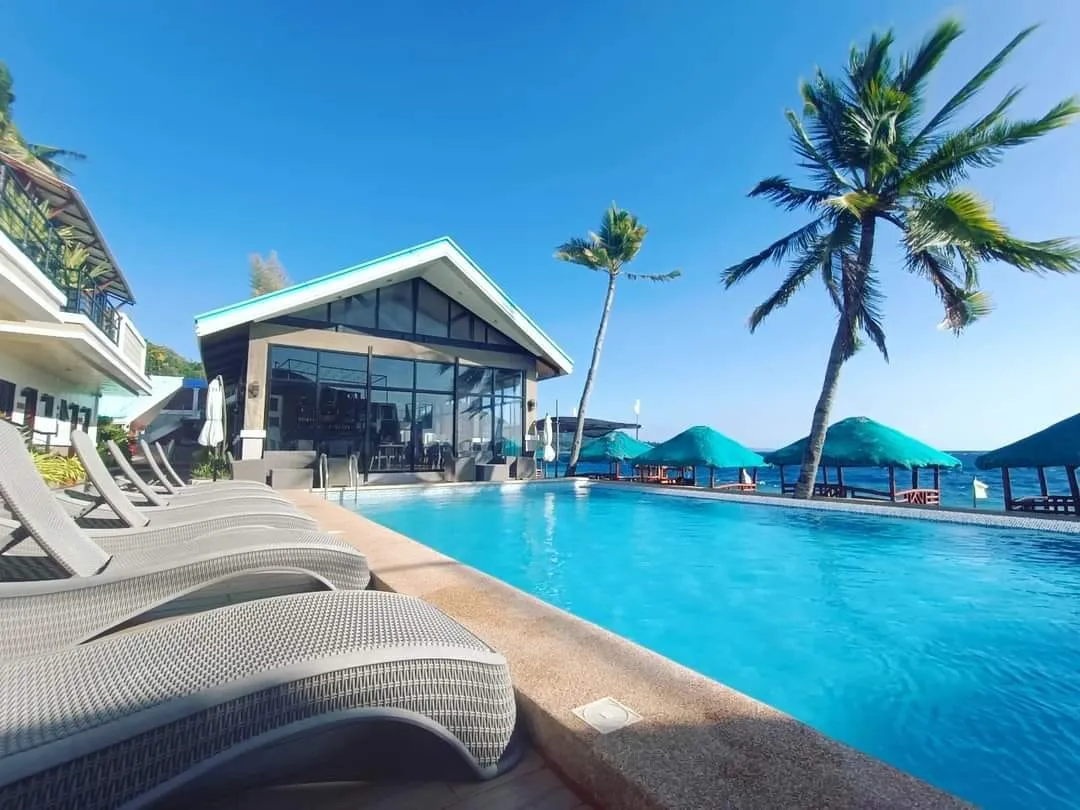 Rosma Pebbled Cove Resort