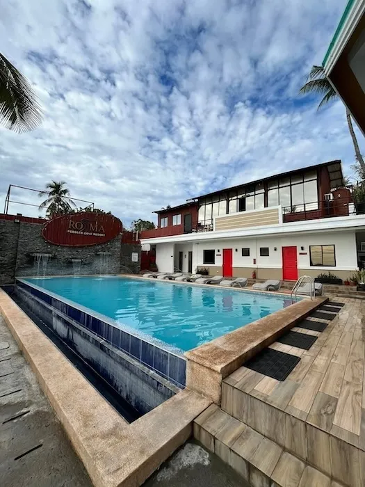 Rosma pebbled cove resort