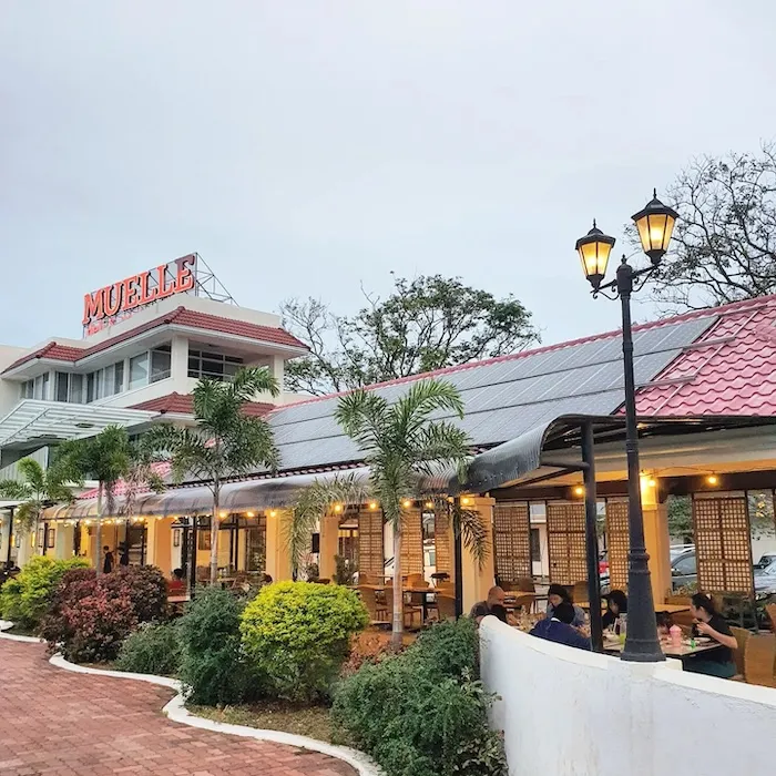 Muelle Deli and Restaurant
