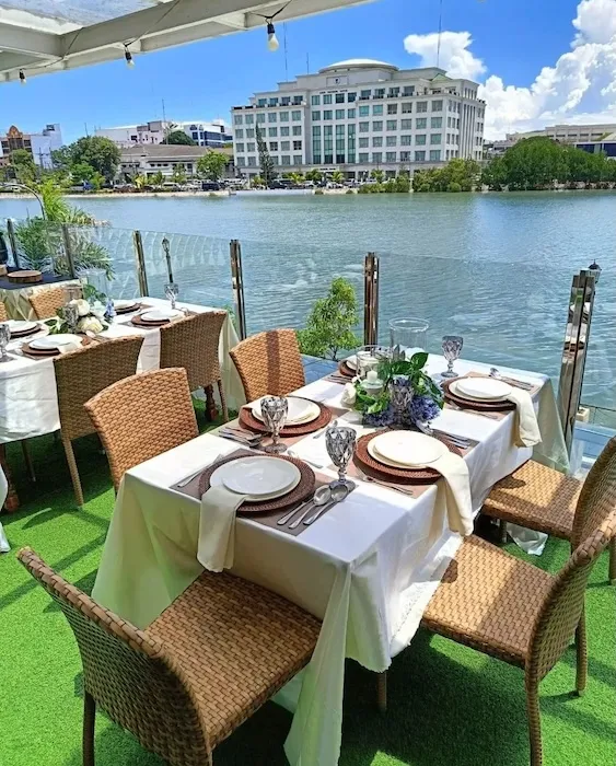 Muelle Deli and Restaurant Iloilo