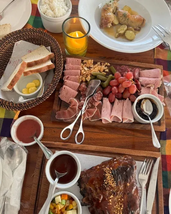 Muelle Deli and Restaurant Menu