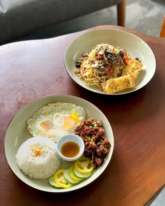 Ranza cafe crispy pata